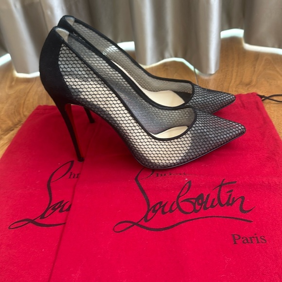 CHRISTIAN LOUBOUTIN
Follies Resille 100 suede-trimmed mesh pumps size 37.5 - Picture 1 of 10